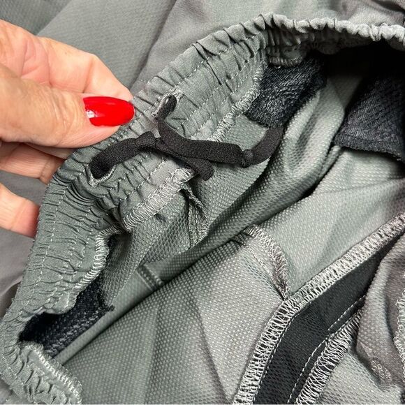 MEC Gray Joggers Lightweight Sweatpants - Picture 4 of 12
